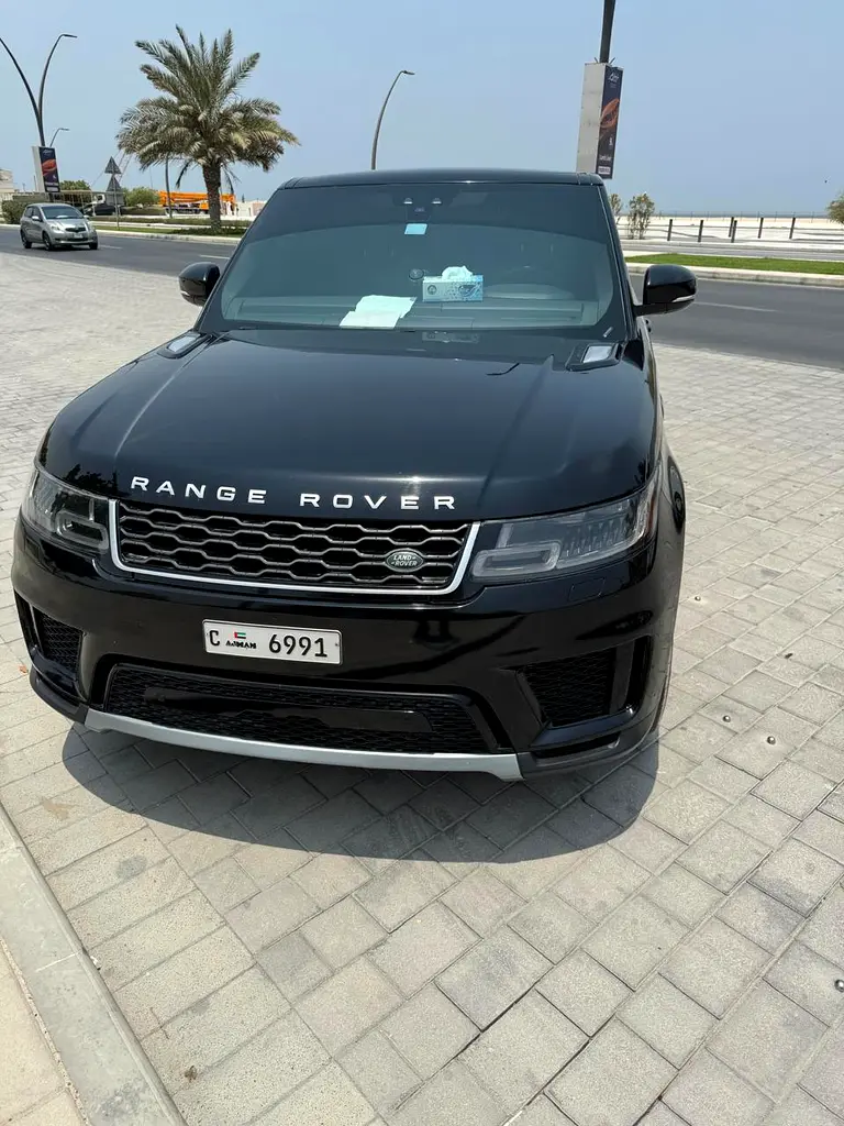 Land Rover Range Rover Sport 2019 — photo 1 of 10