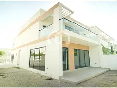 BRIGHT LAYOUT | 4 BED + MAID | CORNER UNIT | PARK BACKING