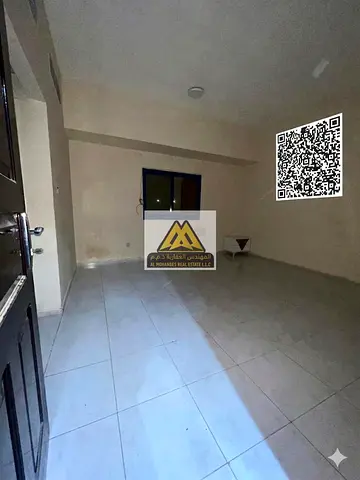Very large area | Ground floor | Central air conditioning | Prime location close to all services | Easy access to Sharjah and Dubai