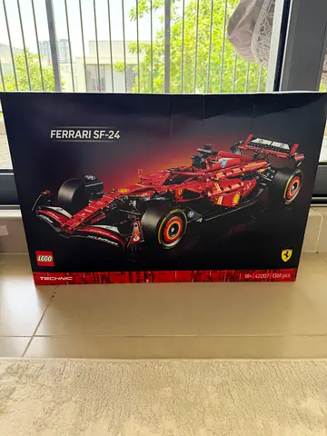 LEGO Technic Ferrari SF-24 (Ferrari SF-24) - Sealed Box