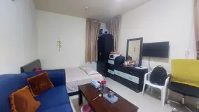 Fully furnished ROOM AVAILABLE FOR MUSLIM Fafrom 10th May to 10th June near model school Shaybia-12