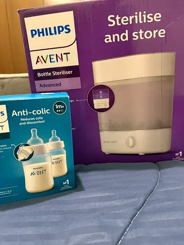 Philips Avent Electric Bottle Steriliser + Anti-Colic Baby Bottles