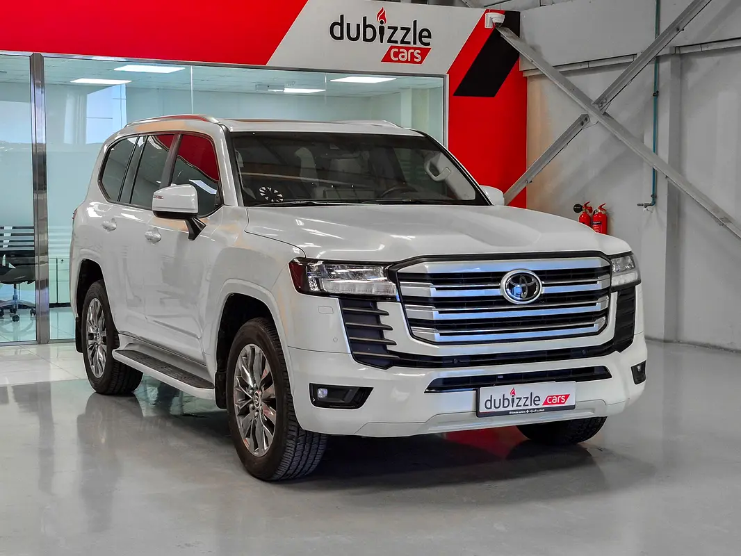 Toyota Land Cruiser 2023 — photo 1 of 14