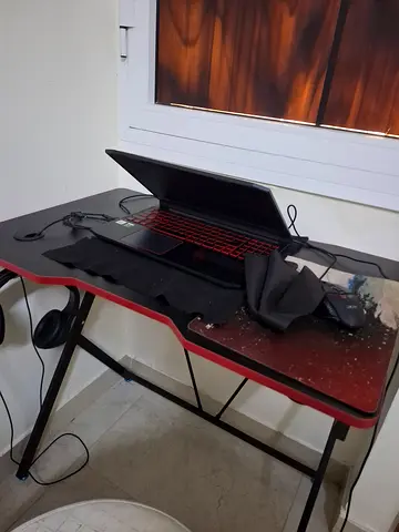 Gaming table
