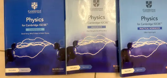 Cambridge IGCSE Physics Coursebook, Workbook and Practical Workbook - Set of 3