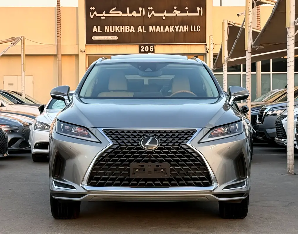Lexus RX-Series 2020 — photo 1 of 19