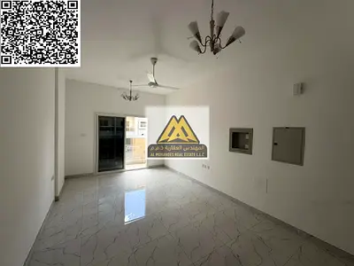 تتميز بمساحات واسعة وتصميم حديث كونها ثاني ساكن، مع موقع مميز قريب من المدارس والطرق الرئيسية، مما يجعلها خياراً مناسباً للعائلات الباحثة عن الراحة