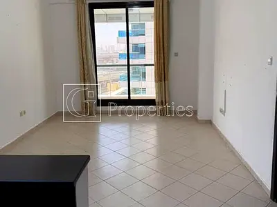 Vacant Now | Put your Offer and book