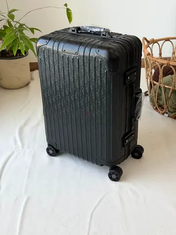Dior × Rimowa travel luggage 🧳
