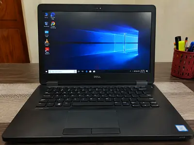 Dell Latitude laptop - good condition, Windows 11 Pro