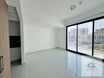 LARGE LAYOUT | MULTIPLE OPTIONS | VACANT NOW