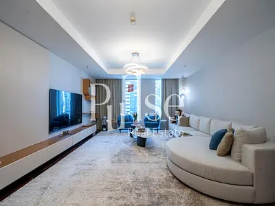 Spacious 2BR | Upgraded | Sheikh Zayed Road View