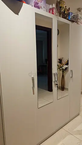 3 door cupboard