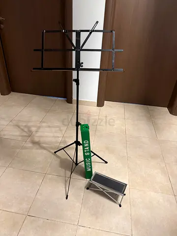Music stand