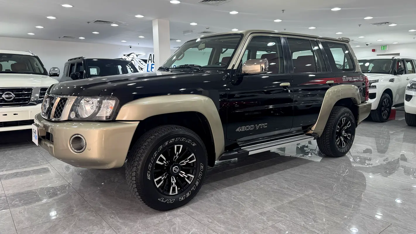 Nissan Patrol Safari 2023 — photo 1 of 14