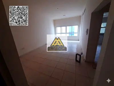 استديو مساحة كبيرة | بلكونة | مطبخ منفصل | موقع مميز بالقرب من جميع الخدمات ومركز شرطة المدينة