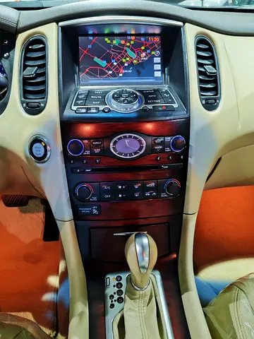 2015 Infiniti QX50 photo 16
