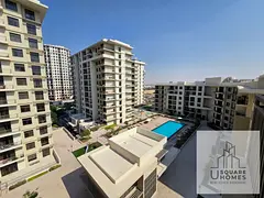 High floor | Pool view | Ready to move in