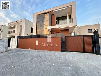فيلا مودرن مع مسبح علي شارع رئيسي منطقه سكنيه بالكامل بدون رسوم خدمات