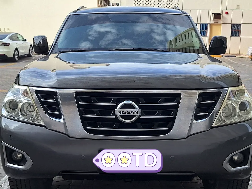 Nissan Patrol 2019 — photo 1 of 15