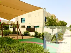 Corner 3BedRoom (2 Majlis+2 Kitchen+ 2 Parking+ 3 MasterBedRoom) Just 140k