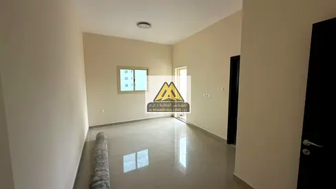 شقة غرفة وصالة بإطلالة مميزة قرب كورنيش عجمان في النخيل 1 مع بلكونة وباركن بسعر ممتاز