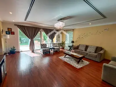 Well Maintained | 3BR Townhouse | Huge Layout