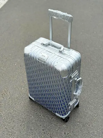 Dior × Rimowa travel luggage 🧳