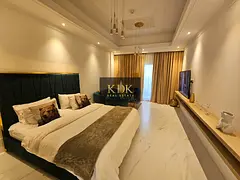 Stylish Studio | Community Facing | Generous Space