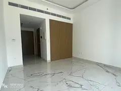 Bright Studio | Great Layout | 4 Payments