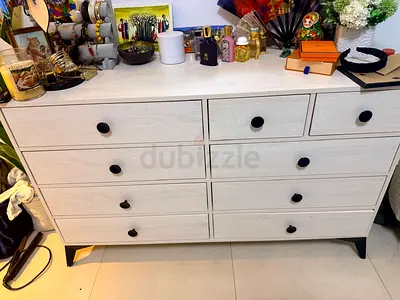 White 8-Drawer Dresser with Black Knobs