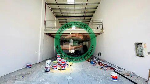 **🏭 Road Facing/ 3,000SQFT Warehouse For Rent in Al Jurf Industrial Area, Ajman 🏭**
