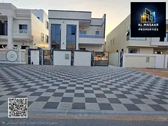 Special price for cash purchase of a villa including registration and ownership fees. Freehold owner