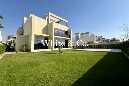 Custom Smart Home | Turnkey | Semi Circle