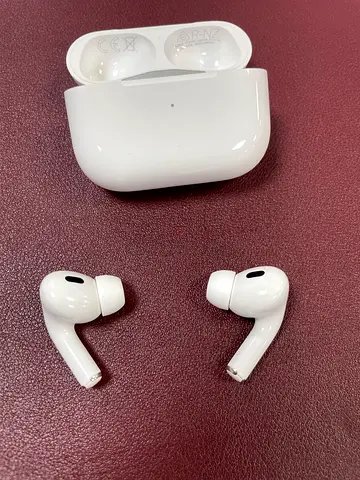 AirPods Pro 2 Gen USB C with Wireless Charging Case