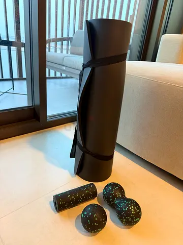 Yoga Mat / Gym Mat with Massage Roller and Therapy Balls