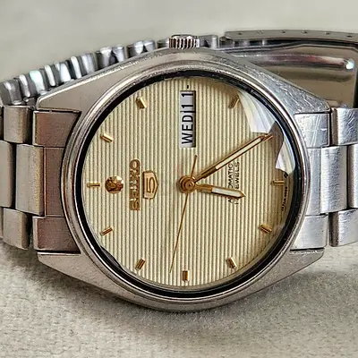 Seiko 5 Automatic vintage Mens Watch - Stainless Steel, Day/Date