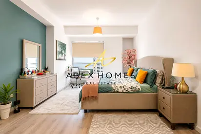 Elegantly Upgraded | 3 Bed+ Maid | Full Sea View