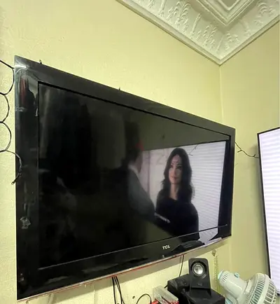 40 LCD TV for sale