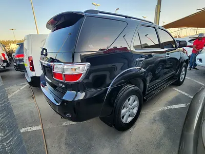 2009 Toyota FORTUNER 照片 7