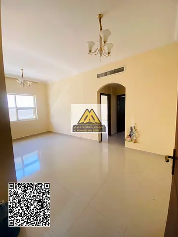 شقة غرفة وصالة للإيجار السنوي في النخيل 1 – صف ثاني من الكورنيش – موقع مميز – عجمان