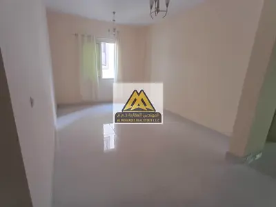 شقة غرفة وصالة للإيجار السنوي في الروضة 2 – عجمان (شارع الشيخ عمار) شقة بمساحة كبيرة داخل بناية عائلات وموقع حيوي قريب من جميع الخدمات.