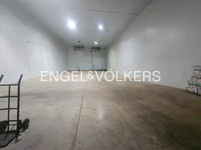 Cold Storage|8 Meters|Dewa & Chiller on Landlord