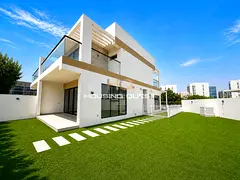 On Park | Ready To Move in | Near Facility