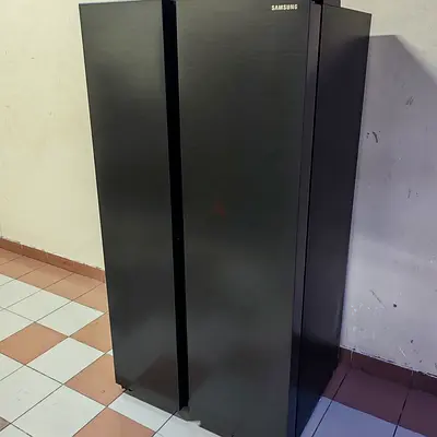 Samsung Side-by-Side Refrigerator — excellent Condition,