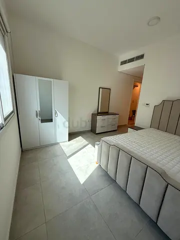 Room for rent in jumeirah 1