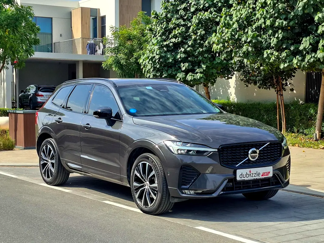 Volvo XC60 2024 — photo 1 of 14
