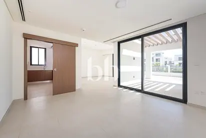 Park View | Next to Amenities | Community Expert