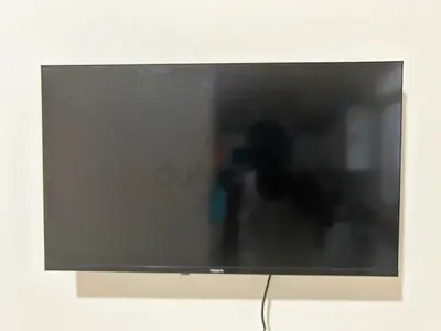 32-inch HD Smart LED TV (Gloria 32) - Good Condition