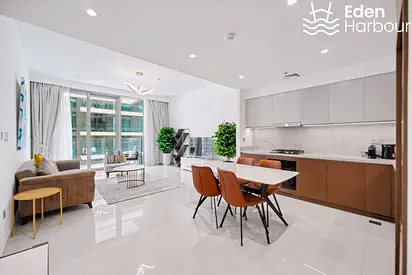 LARGE LAYOUT | FURNISHED | DUAL VIEWS